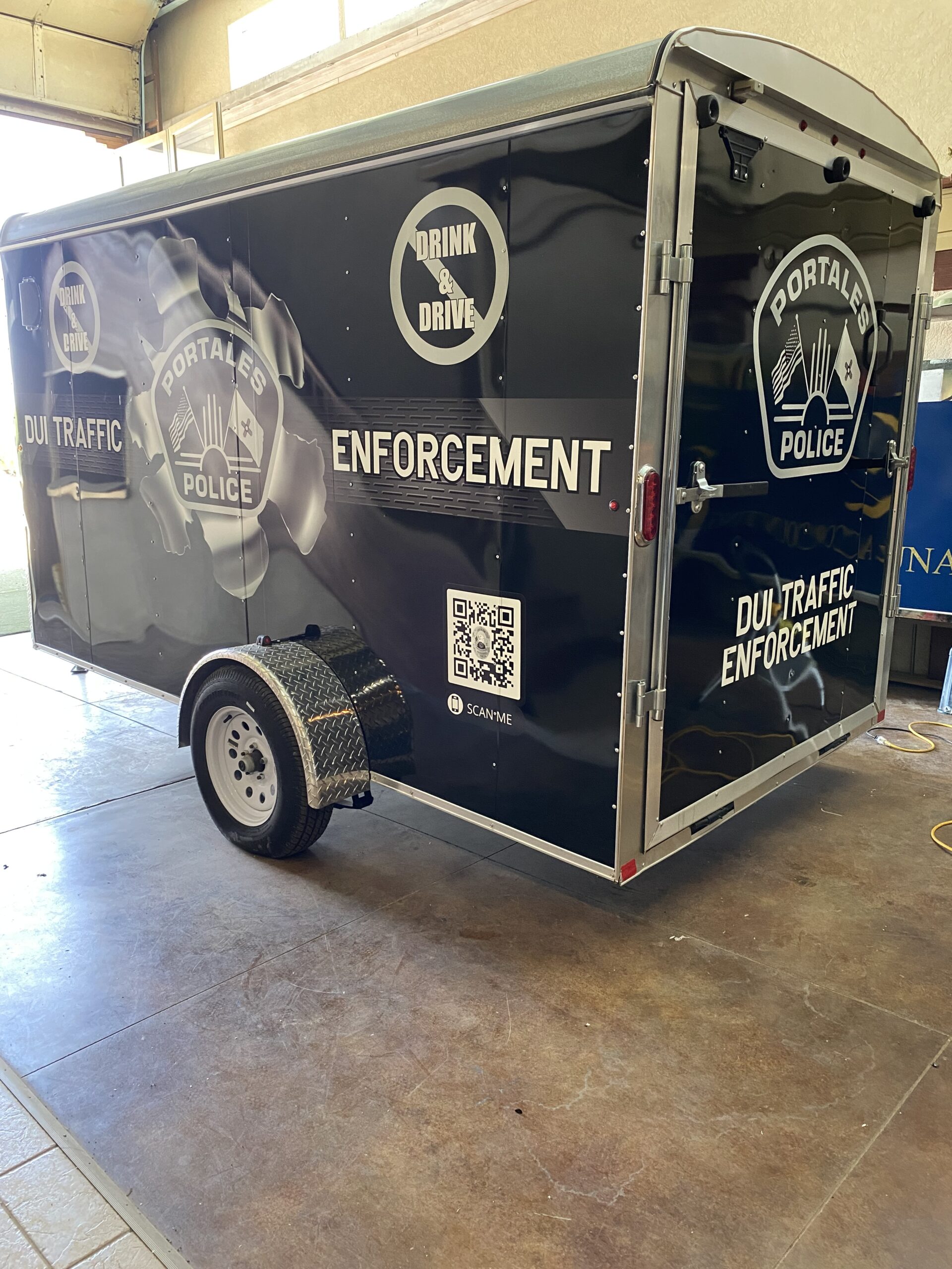 trailer graphic wrap